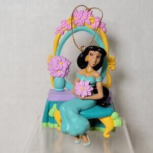 RARE Disney Store Aladdin Princess Jasmine Christmas Ornament w/ Vanity